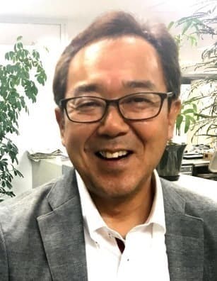 岡田氏