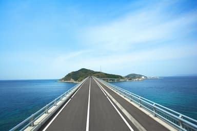 伊王島と伊王島大橋