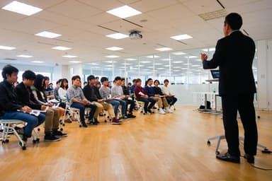 大学生のビジネスコンテスト大会(於、ハウスコム本社)