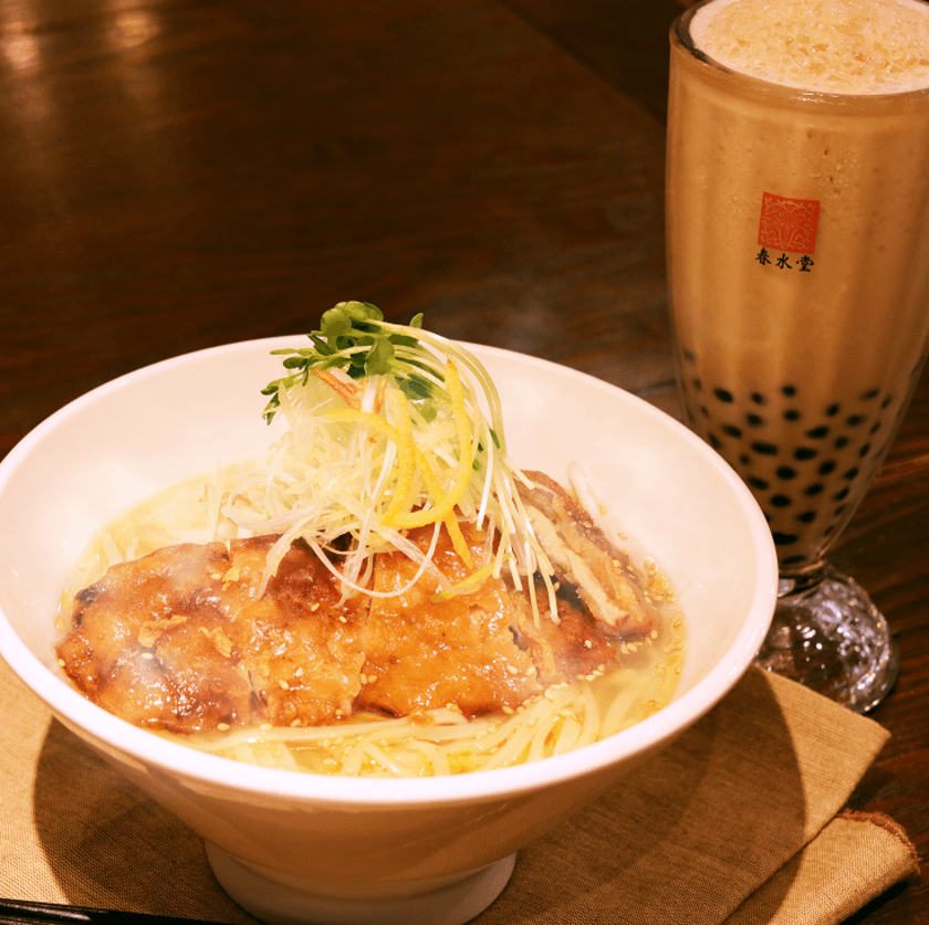 春水堂から台湾式とんかつが丸ごとのった”パーコー麺”新登場！
『柚子塩排骨(パーコー)麺』が11月20日新発売　
～汁麺全品でヘルシーな春雨麺のチョイスがスタート～