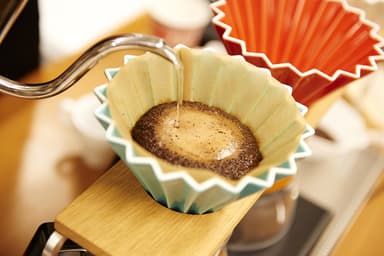 ご注文ごとにハンドドリップで抽出するコーヒー（北館1FのABALLON COFFEE）