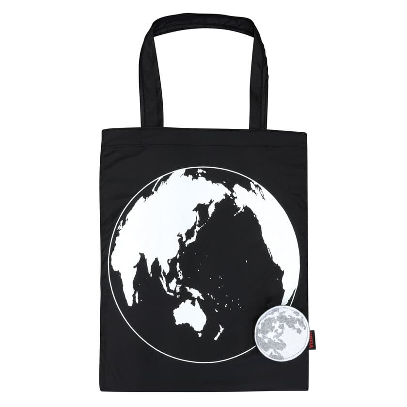 月と地球の実際の大きさの比率を正確に反映した
エコバッグ「Moon Eco Bag」登場
12月22日(金)発売