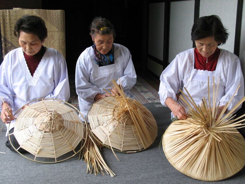 全国シェア9割超！400年以上続く「越中福岡の菅笠」が
国の伝統的工芸品に指定