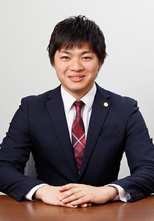 弁護士　村岡 つばさ