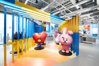 LINE FRIENDS STORE 原宿  ストア３階のBT21フロア