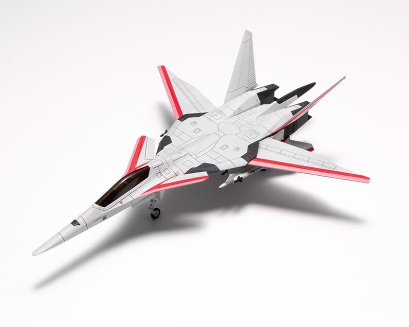 フライトシューティングゲーム『ACE COMBAT』シリーズより
架空機XFA-27が初のプラモデルキット化！