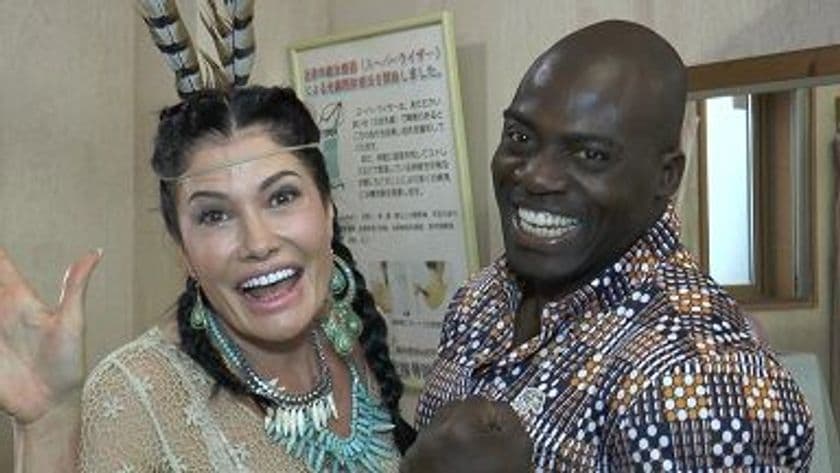 川越「かずなRC治療院」にボビー&カイヤが来院!
ゴッドハンド・鈴木院長による施術風景をYouTubeで公開