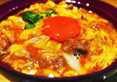 「極み・特上親子丼」(鼓道豊中本店)