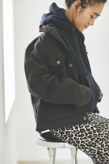 JACKET_BLACK着用2