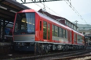 箱根登山鉄道（3100形 アレグラ号）