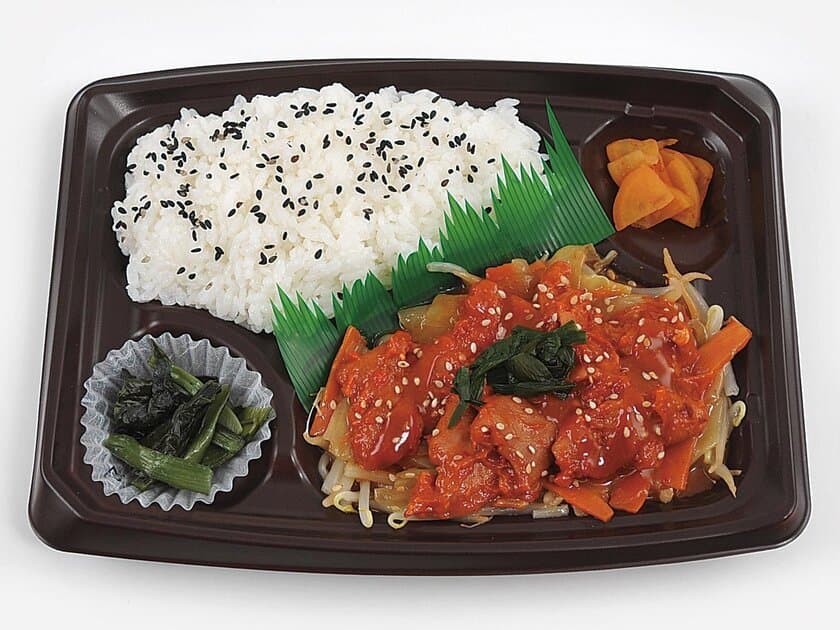 手軽に野菜を食べたいあなたに！
野菜がバランス良く入ったお弁当３品　８/７（火）より新発売