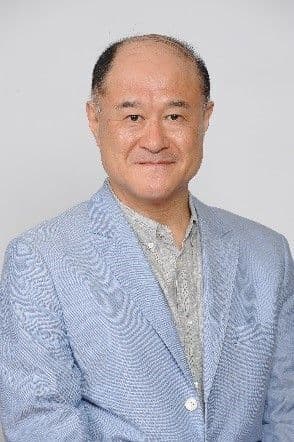 角野卓造氏