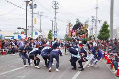 土崎神明社祭の曳山行事(2017年の様子)