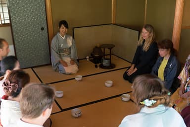 ストックホルムでの茶会の様子