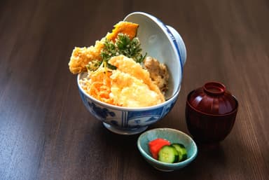 ランチふぐ天丼