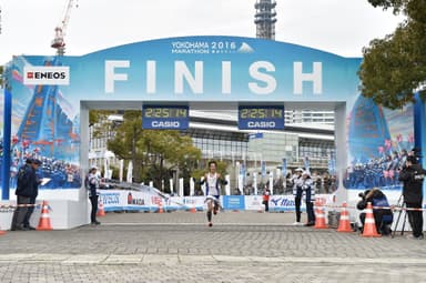 横浜マラソン　過去の大会の様子