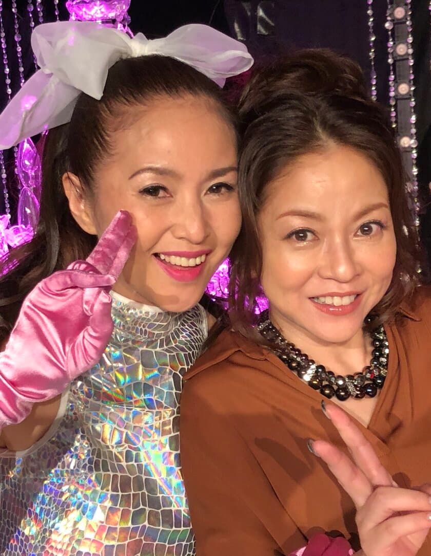 80年代を代表するアイドル・杉浦幸と濱田のり子が
ぶっちゃけトークを繰り広げる新番組、RadiCroで12/3 21時スタート！