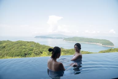 紀淡海峡が眺める絶景露天風呂【和歌山県紀州加太】