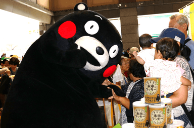 リリースイベントにはくまモンも登場！