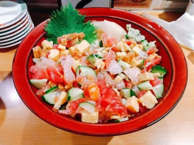 海鮮ちらし丼