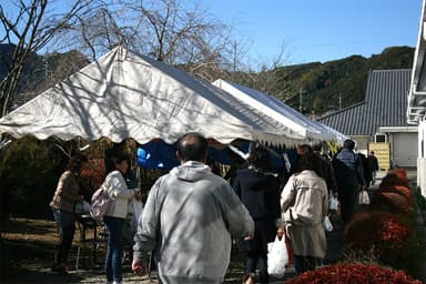 屋外にもあったかメニューご用意しております