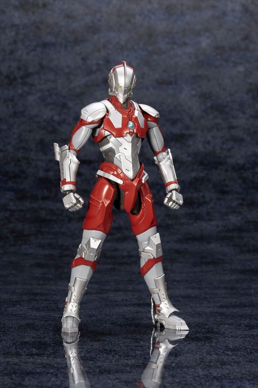 主人公の早田進次郎が装着するアニメ版デザインのULTRAMAN SUITが
プラモデル化した「ULTRAMAN」が登場！