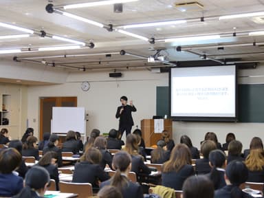 講義の様子（会場風景）