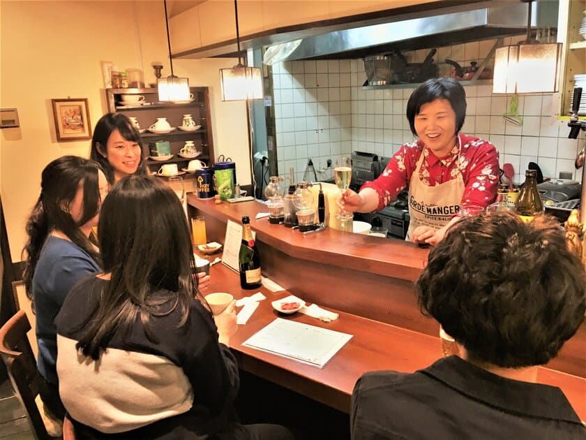 　子供食堂も開催！「京の小料理屋」＆「京都小川珈琲」
赤坂★京カフェ＆バル　Ｓａｋｕｒａ Ｓａｋｕｒａが
溜池山王に新規オープン！！
