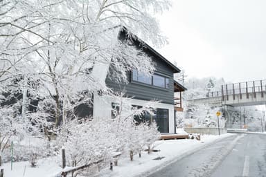 白の世界になる、雪深い冬も素敵です