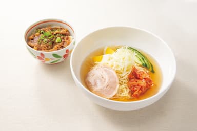 冷麺風カペリーニ&牛カルビごはん