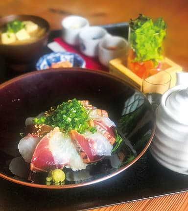 三河の海鮮漬け丼