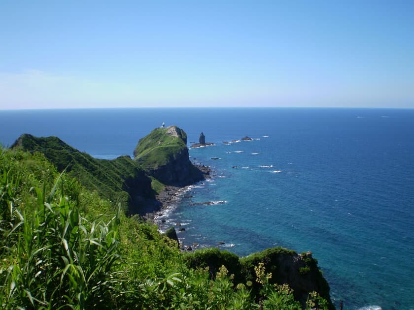 “これぞ北海道”を体験できるオールシーズンリゾート『キロロ』
最高の北海道旅行を満喫できるドライビングガイドを改訂監修
　北海道西岸の絶景を巡る宿泊パッケージを提供