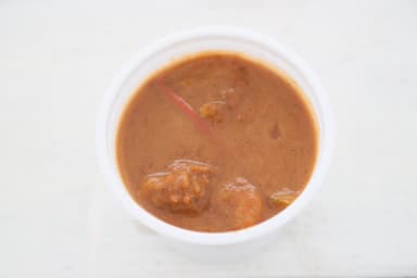 料理ブロガーかな姐の「お手軽なのに本格派シーフードのトマトカレー」