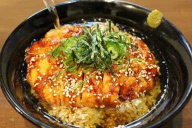 期間限定 ひやだしかつ丼