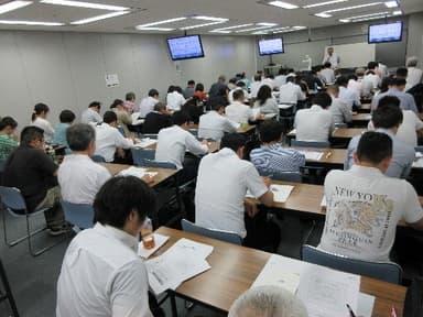 試験会場の様子