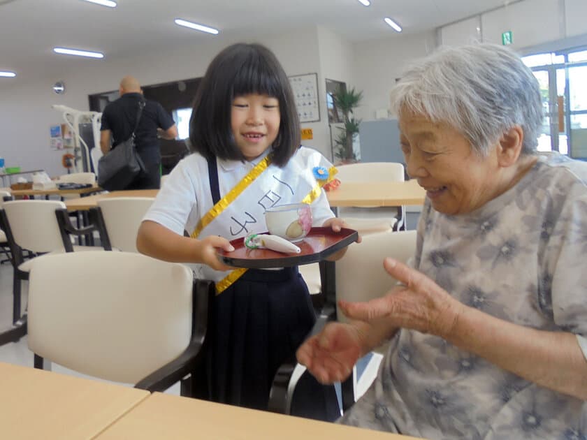 岡山・香川・広島の小学生向けに介護のお仕事体験企画
　創心會が「1日子ども社長」を開催！