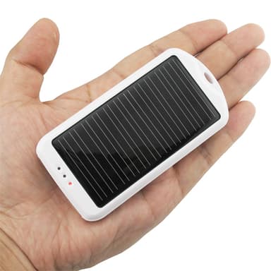 薄くて軽くて持ち歩きやすいmobile solar！