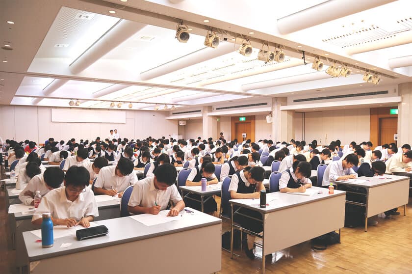 数学の猛者たちがくり広げる熱い戦い　
「数学甲子園2019」本選出場36チームが決定　
本選は9月15日(日)東京で開催