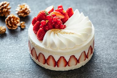 【軽井沢ホテルブレストンコート】クリスマスケーキ_フレジエ・ド・ノエル