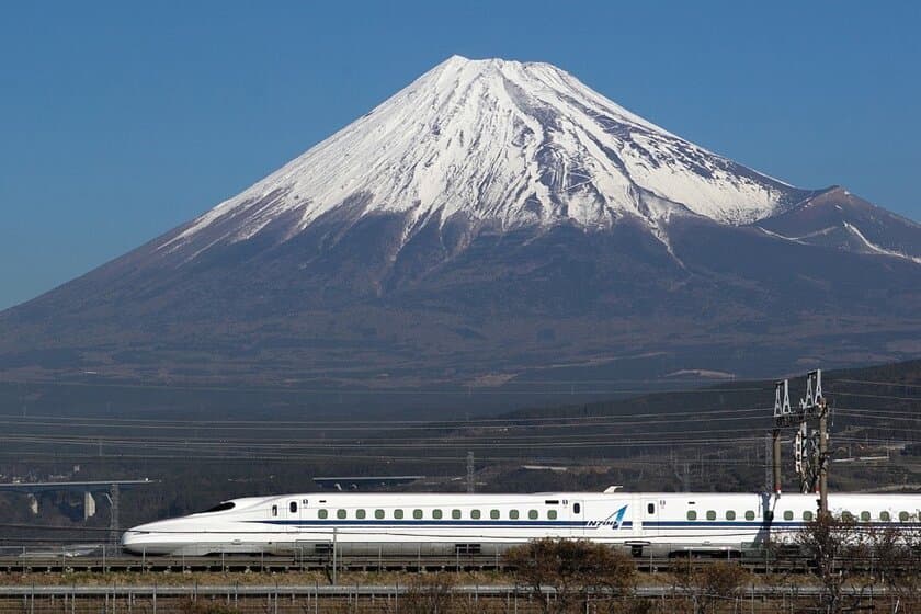 《ベルトラ、JR東海ツアーズ社と連携》
「新幹線往復＋特別クーポン」パッケージの取り扱い開始！
＝ インバウンド向け、人気の「富士山」・「箱根」の2エリアから ＝