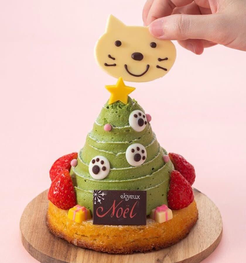 アレンジできるクリスマスケーキ
 みんなで作ろう！“いろねこ”ツリーケーキ
2019年10月21日（月）より予約受付開始 大阪新阪急ホテルにて