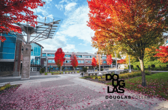 ダグラスカレッジ　Douglas College