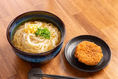 生そうめん てんこ盛(680円)