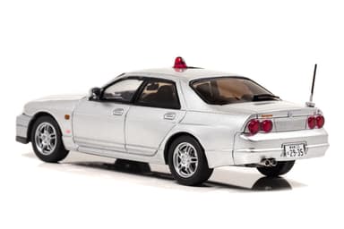 1/43 日産 スカイライン GT-R AUTECH VERSION 1998 埼玉県警察高速道路交通警察隊車両(覆面／銀)：左後