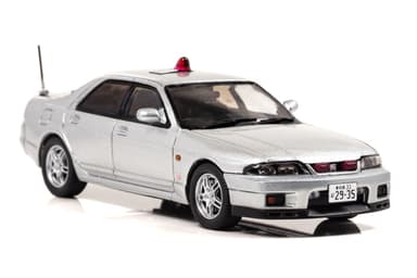 1/43 日産 スカイライン GT-R AUTECH VERSION 1998 埼玉県警察高速道路交通警察隊車両(覆面／銀)：右前