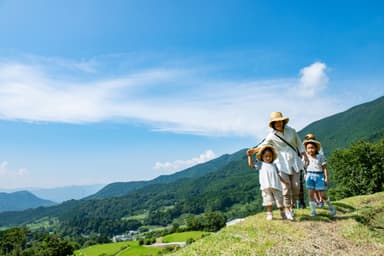 ツアー滞在先の東温市井内地区の夏の風景