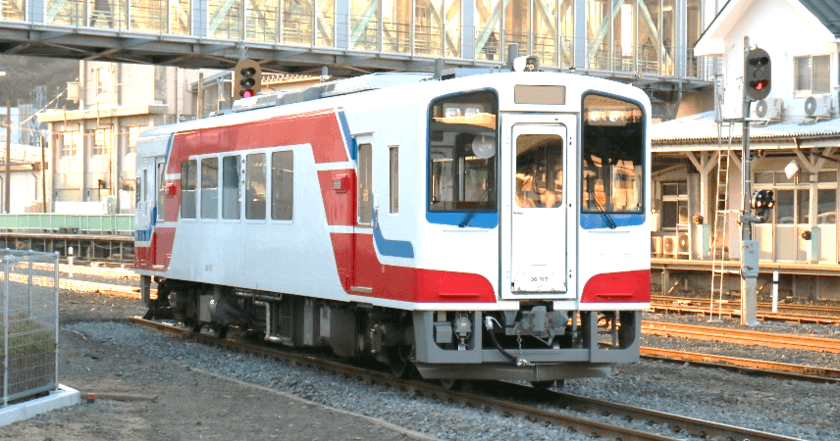 ～ ３月２0日（金・祝）三陸鉄道リアス線全線運行再開！ ～
「三陸鉄道カラー」車両の運行期間を9月30日（水）まで延長します