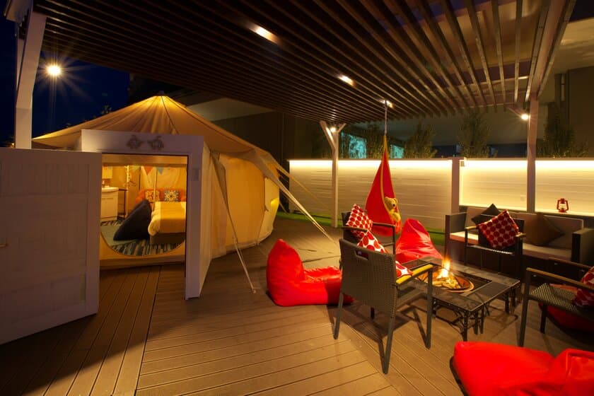 今、話題のグランピング施設が新たに
島原温泉ホテル南風楼に誕生！　
GLAMPING OLIVE TERRACE SHIMABARA
(グランピング・オリーブ・テラス・しまばら)　
一日一組限定の贅沢なプライベート空間を叶えます。