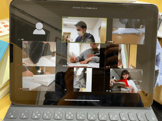 Zoomで学習している様子