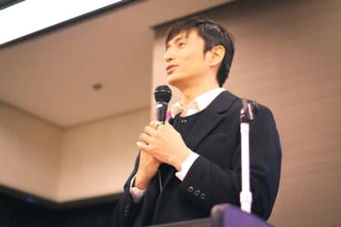 伊勢谷氏